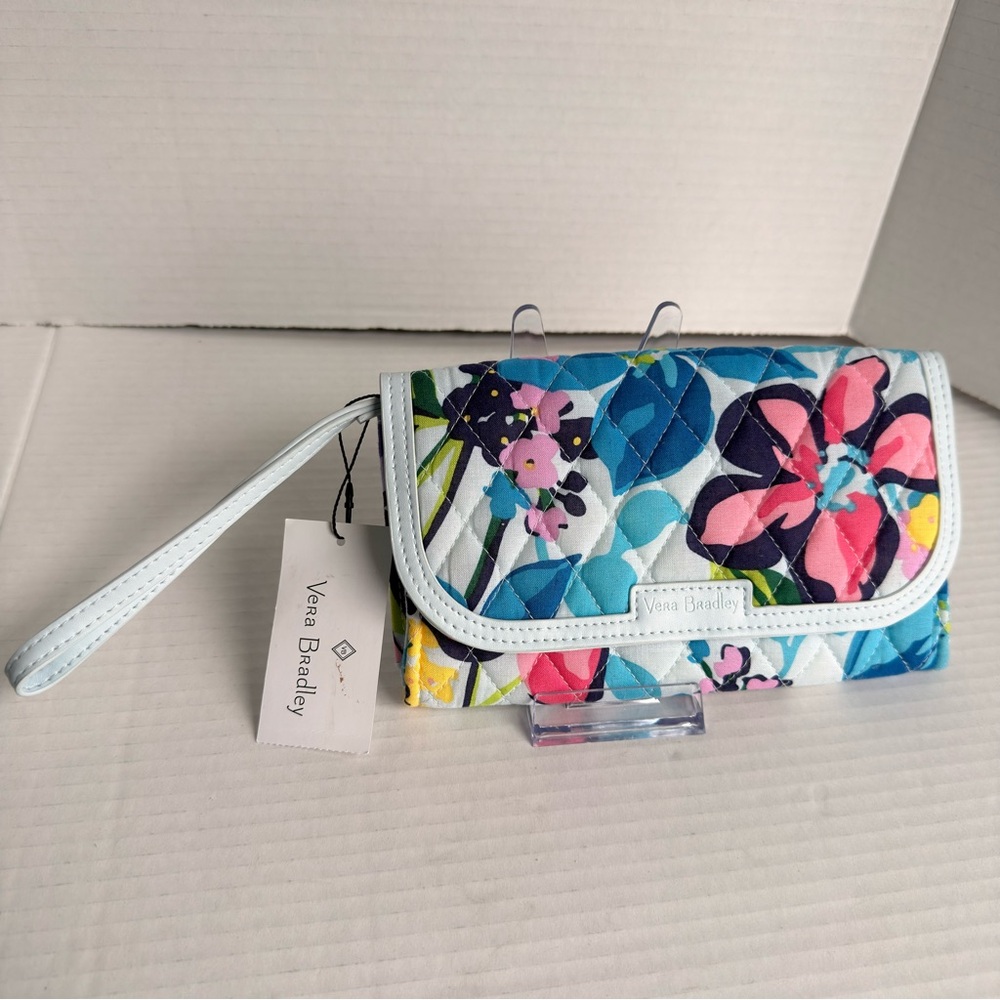 Vera Bradley Miran Floral Quilted Trimmed Wristlet Wallet NWT
